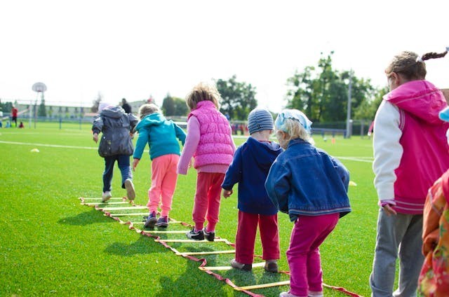 Idealny Prezent na Dzień Dziecka – E-Karta Podarunkowa LEGO: Spełnij Marzenia Małego Budowniczego